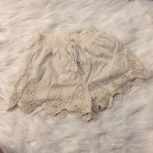 Laced shorts dressy